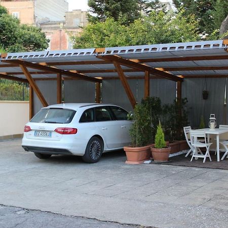 Domus Decclesiis Bed & Breakfast Gravina in Puglia Eksteriør bilde